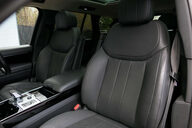 Land Rover Range Rover 3.0 Range Rover SE MHEV Auto 4WD 5dr 4