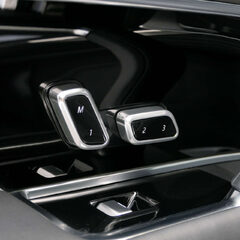 Land Rover Range Rover 3.0 Range Rover SE MHEV Auto 4WD 5dr 1