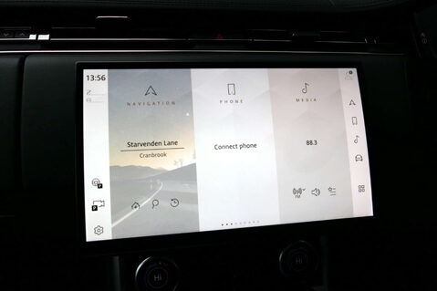 Land Rover Range Rover 3.0 Range Rover SE MHEV Auto 4WD 5dr 36