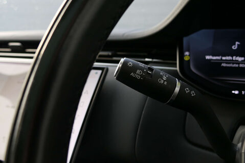 Land Rover Range Rover 3.0 Range Rover SE MHEV Auto 4WD 5dr 55