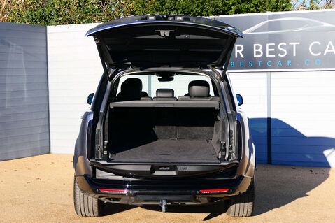 Land Rover Range Rover 3.0 Range Rover SE MHEV Auto 4WD 5dr 17