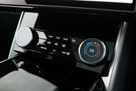 Land Rover Range Rover 3.0 Range Rover SE MHEV Auto 4WD 5dr 29