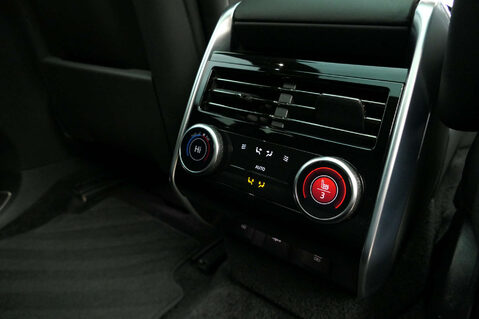 Land Rover Range Rover 3.0 Range Rover SE MHEV Auto 4WD 5dr 26