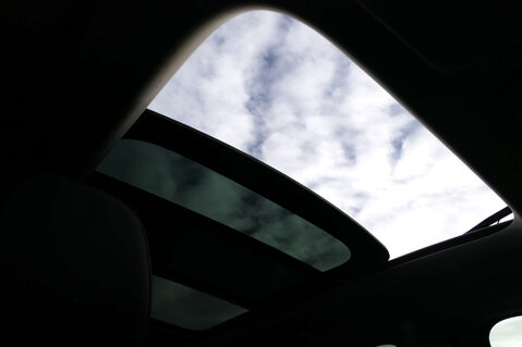 Volvo XC90 2.0 XC90 Ultimate T8 Recharge AWD A 4WD 5dr 33