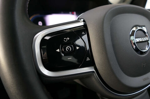 Volvo XC90 2.0 XC90 Ultimate T8 Recharge AWD A 4WD 5dr 46