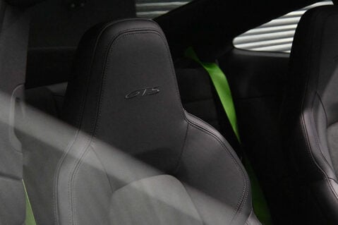 Porsche 911 3.0 911 Carrera 4 GTS Semi-Auto 4WD 2dr 33