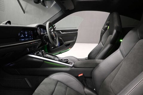 Porsche 911 3.0 911 Carrera 4 GTS Semi-Auto 4WD 2dr 39