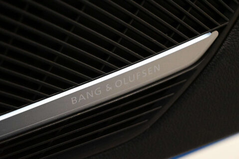 Audi A4 2.0 A4 Vorsprung 40 TDI MHEV Q Semi-Auto 4WD 5dr 33