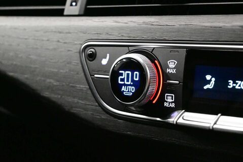 Audi A4 2.0 A4 Vorsprung 40 TDI MHEV Q Semi-Auto 4WD 5dr 29