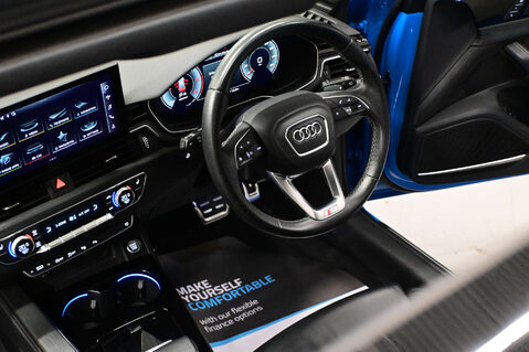 Audi A4 2.0 A4 Vorsprung 40 TDI MHEV Q Semi-Auto 4WD 5dr 4