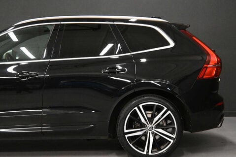 Volvo XC60 2.0 XC60 R-Design Pro D5 PowerPulse AWD Auto 4WD 5dr 7