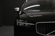 Volvo XC60 2.0 XC60 R-Design Pro D5 PowerPulse AWD Auto 4WD 5dr 48