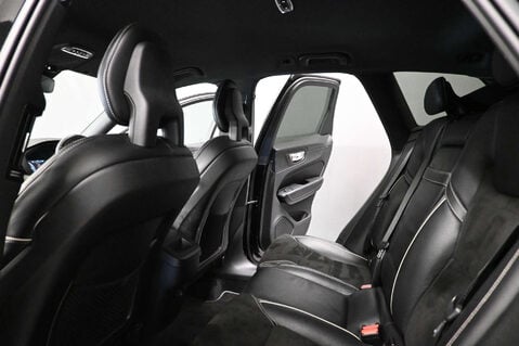 Volvo XC60 2.0 XC60 R-Design Pro D5 PowerPulse AWD Auto 4WD 5dr 9