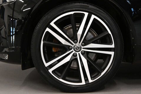 Volvo XC60 2.0 XC60 R-Design Pro D5 PowerPulse AWD Auto 4WD 5dr 36