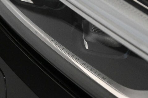 Volvo XC60 2.0 XC60 R-Design Pro D5 PowerPulse AWD Auto 4WD 5dr 43