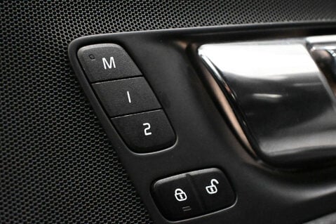 Volvo XC60 2.0 XC60 R-Design Pro D5 PowerPulse AWD Auto 4WD 5dr 29