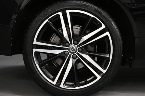 Volvo XC60 2.0 XC60 R-Design Pro D5 PowerPulse AWD Auto 4WD 5dr 24