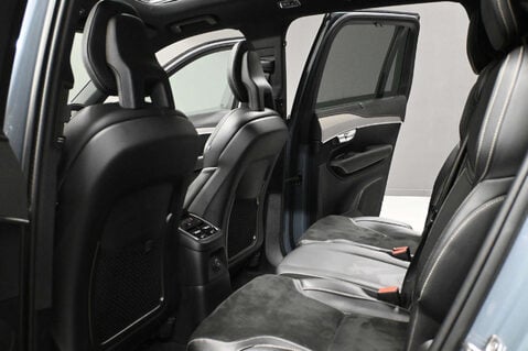 Volvo XC90 2.0 XC90 R-Design T8 Recharge AWD Auto 4WD 5dr 6