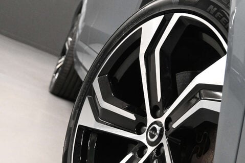 Volvo XC90 2.0 XC90 R-Design T8 Recharge AWD Auto 4WD 5dr 13