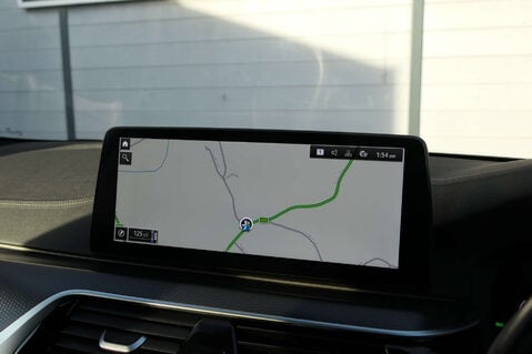 BMW 5 Series 2.0 530e M Sport Auto 5dr 34