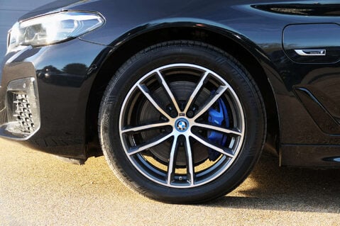 BMW 5 Series 2.0 530e M Sport Auto 5dr 9