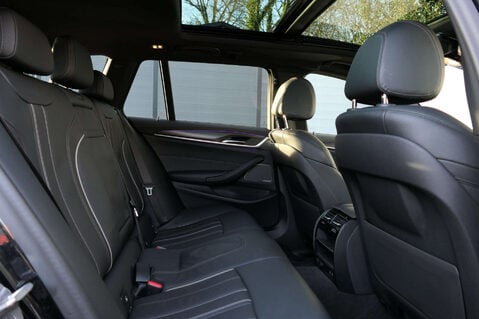 BMW 5 Series 2.0 530e M Sport Auto 5dr 46