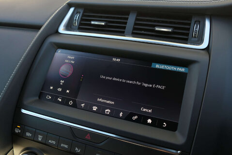 Jaguar E-Pace 2.0 E-Pace R-Dynamic S AWD Auto 4WD 5dr 29