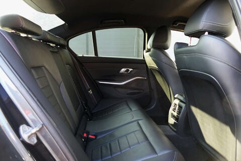 BMW 3 Series 3.0 M340D xDrive MHEV Auto 4WD 4dr 38