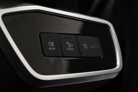 Audi A6 2.0 A6 Black Edition 40 TDI MHEV Q Semi-Auto 4WD 5dr 57