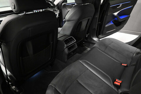 Audi A6 2.0 A6 Black Edition 40 TDI MHEV Q Semi-Auto 4WD 5dr 33