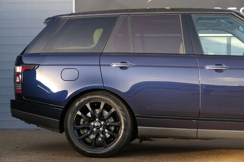 Land Rover Range Rover 5.0 Range Rover Autobiography V8 Auto 4WD 5dr 12