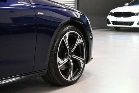 Audi A4 2.0 A4 Black Edition 35 TFSI MHEV Semi-Auto 5dr 33