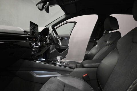 Audi A4 2.0 A4 Black Edition 35 TFSI MHEV Semi-Auto 5dr 34