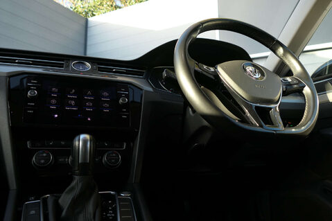 Volkswagen Arteon 2.0 Arteon SE TSi Semi-Auto 5dr 24