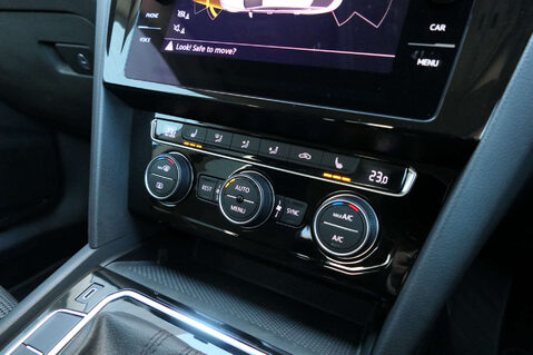 Volkswagen Arteon 2.0 Arteon SE TSi Semi-Auto 5dr 27