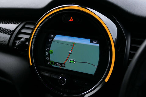 Mini Hatch 2.0 Cooper S Sport Auto 5dr 29