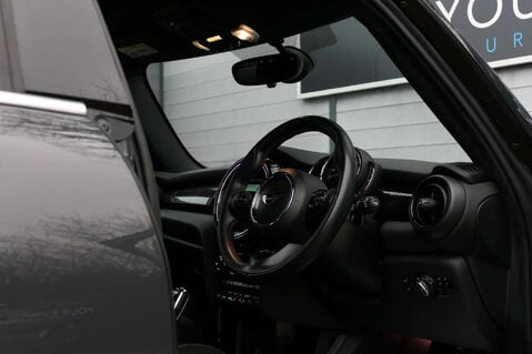 Mini Hatch 2.0 Cooper S Sport Auto 5dr 21