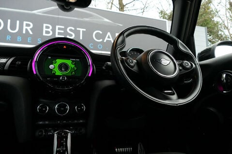 Mini Hatch 2.0 Cooper S Sport Auto 5dr 32