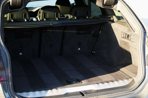 BMW 3 Series 2.0 330e M Sport Professional Edition Auto 5dr 19