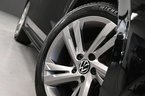 Volkswagen Golf 2.0 Golf R-Line TDI 5dr 9