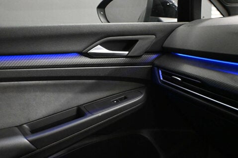 Volkswagen Golf 2.0 Golf R-Line TDI 5dr 37