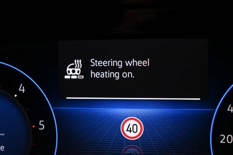 Volkswagen Golf 2.0 Golf R-Line TDI 5dr 23