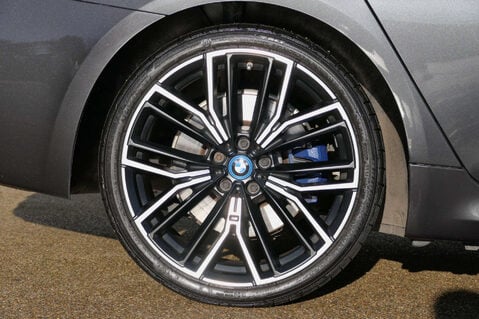 BMW 5 Series 3.0 545e xDrive M Sport Auto 4WD 4dr 10