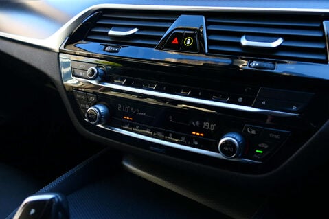 BMW 5 Series 3.0 545e xDrive M Sport Auto 4WD 4dr 26