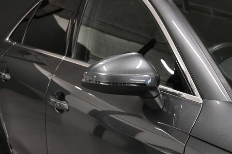 Audi A4 2.0 A4 S Line 35 TFSI MHEV Semi-Auto 4dr 36