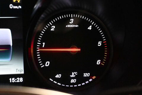 Mercedes-Benz GLC 2.1 GLC 220 D 4Matic AMG Line Premium Auto 4WD 5dr 36