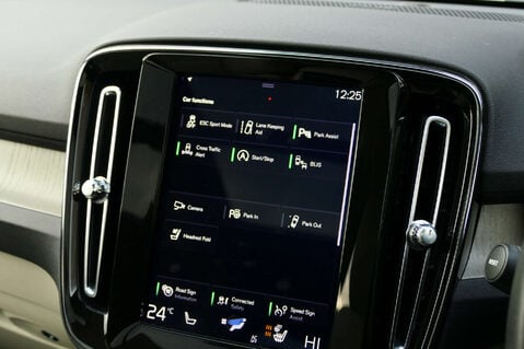 Volvo XC40 2.0 XC40 Inscription Pro T4 AWD Auto 4WD 5dr 24