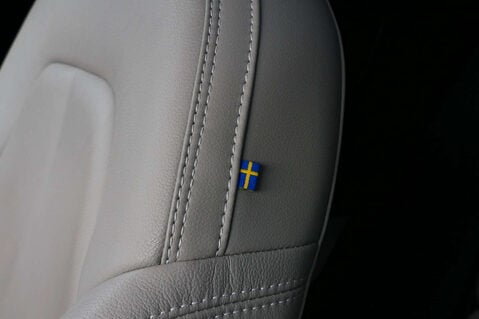 Volvo XC40 2.0 XC40 Inscription Pro T4 AWD Auto 4WD 5dr 46