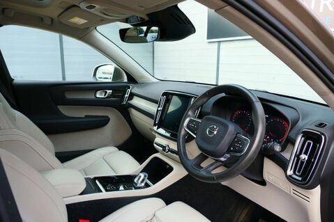 Volvo XC40 2.0 XC40 Inscription Pro T4 AWD Auto 4WD 5dr 20