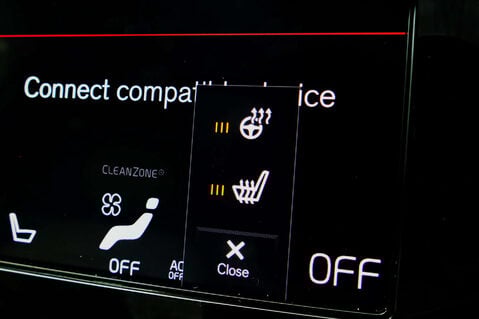 Volvo XC40 2.0 XC40 Inscription Pro T4 AWD Auto 4WD 5dr 39